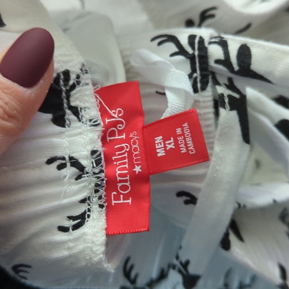 Family PJs - Picture 6 of 6